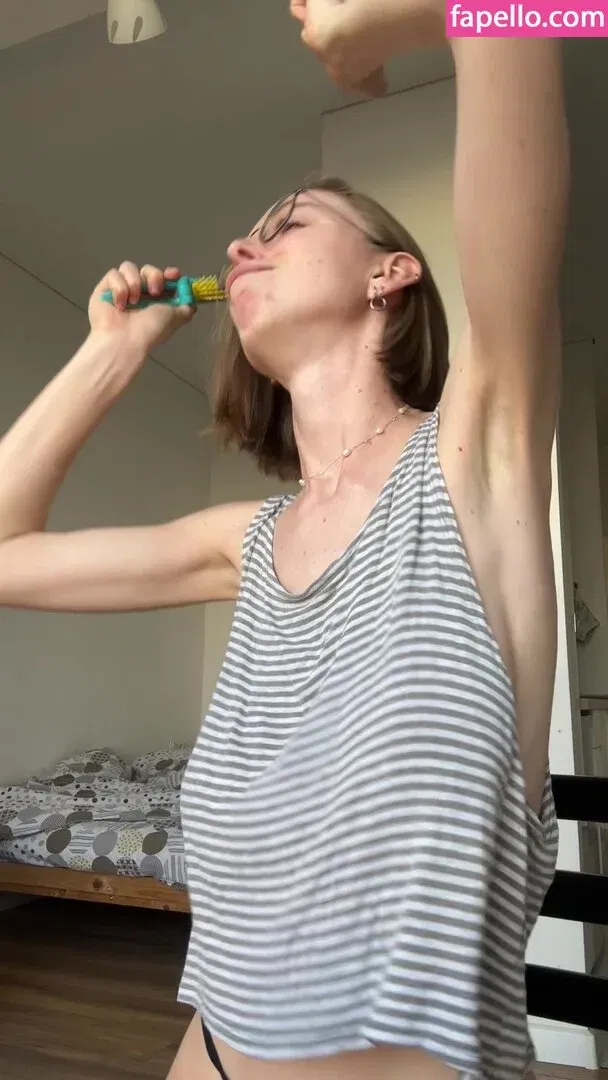 YouRina Onlyfans Photo Gallery 