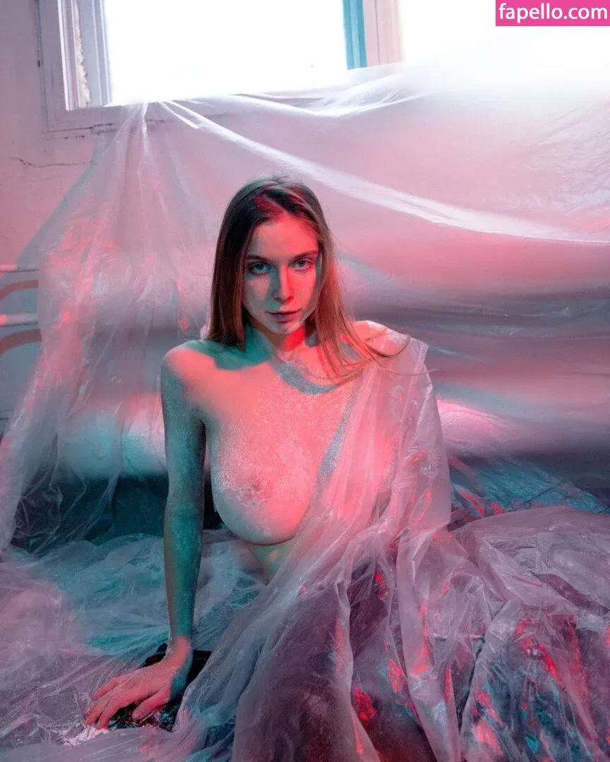 YouRina Onlyfans Photo Gallery 