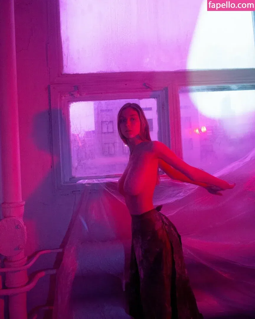 YouRina Onlyfans Photo Gallery 