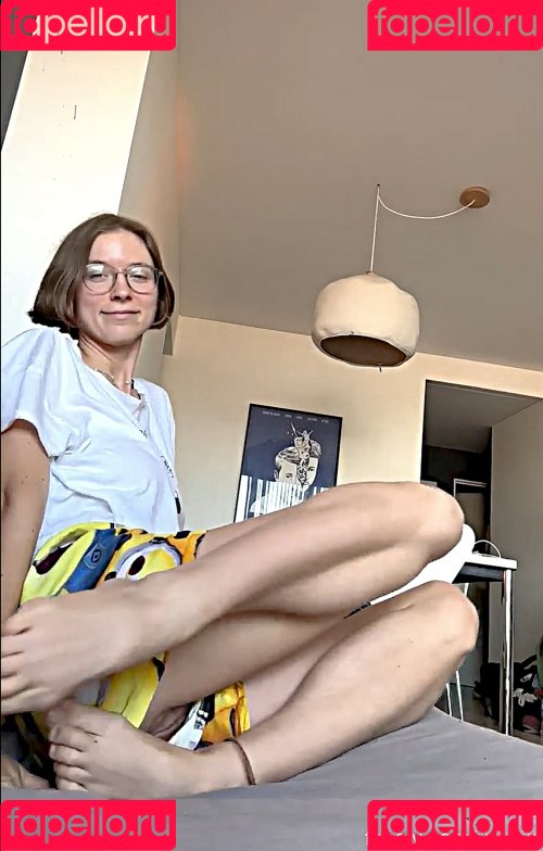 YouRina Onlyfans Photo Gallery 