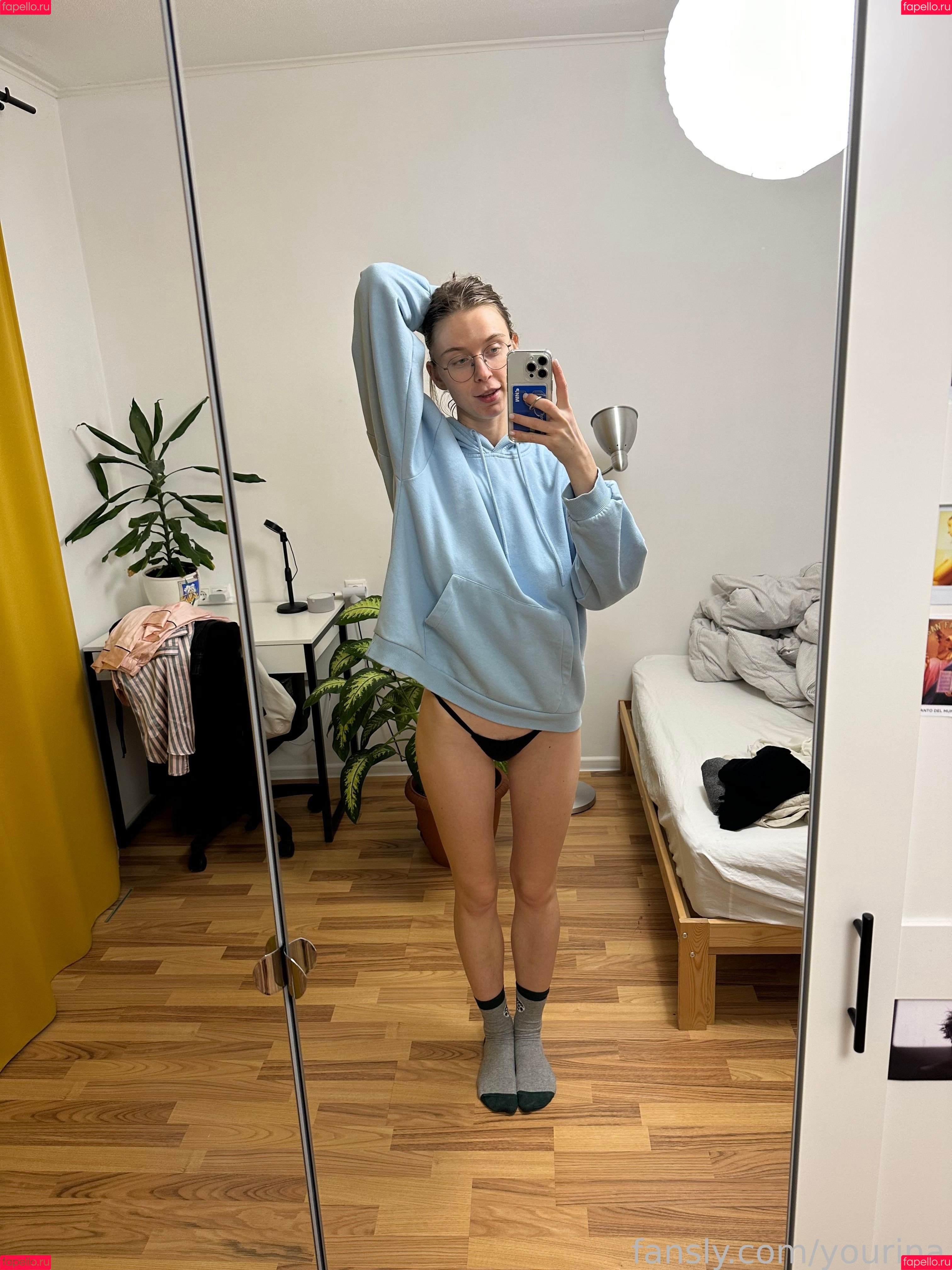 YouRina Onlyfans Photo Gallery 