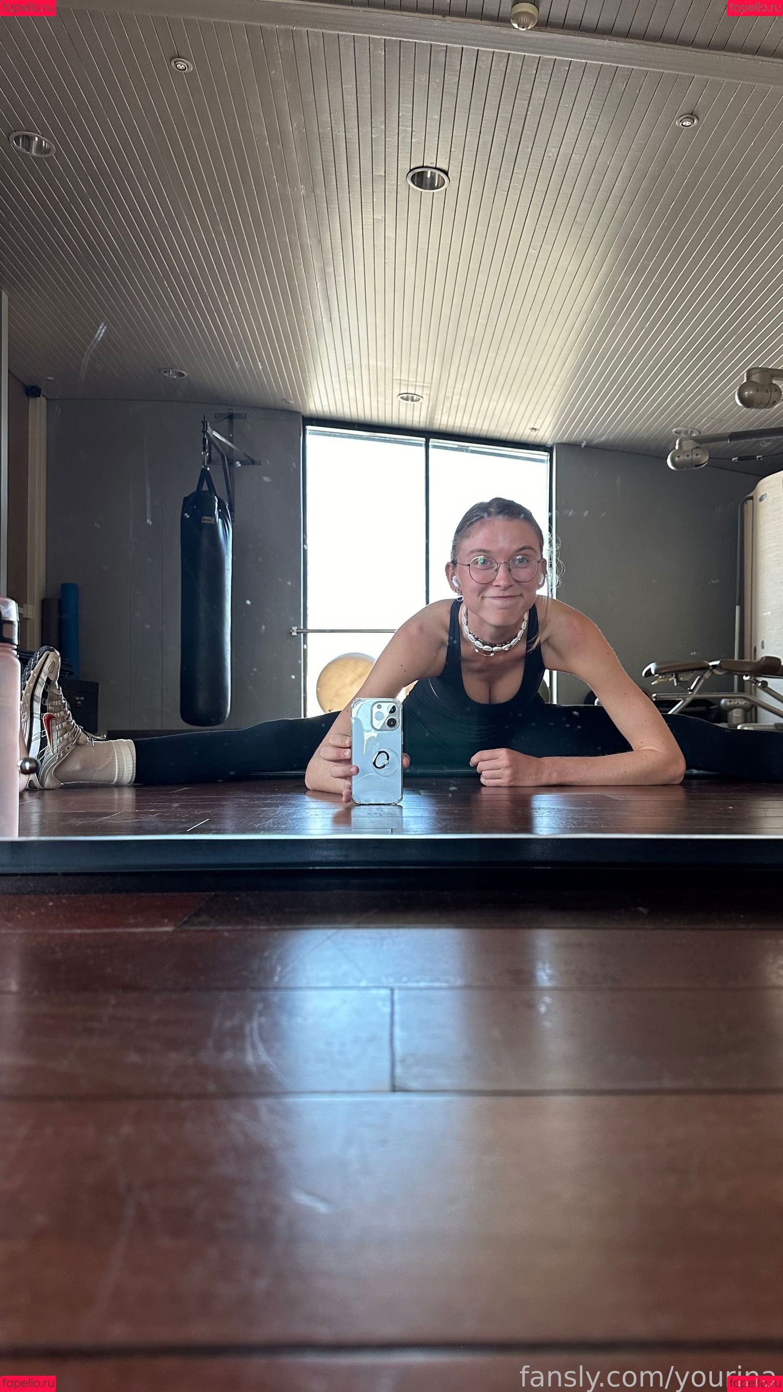 YouRina Onlyfans Photo Gallery 