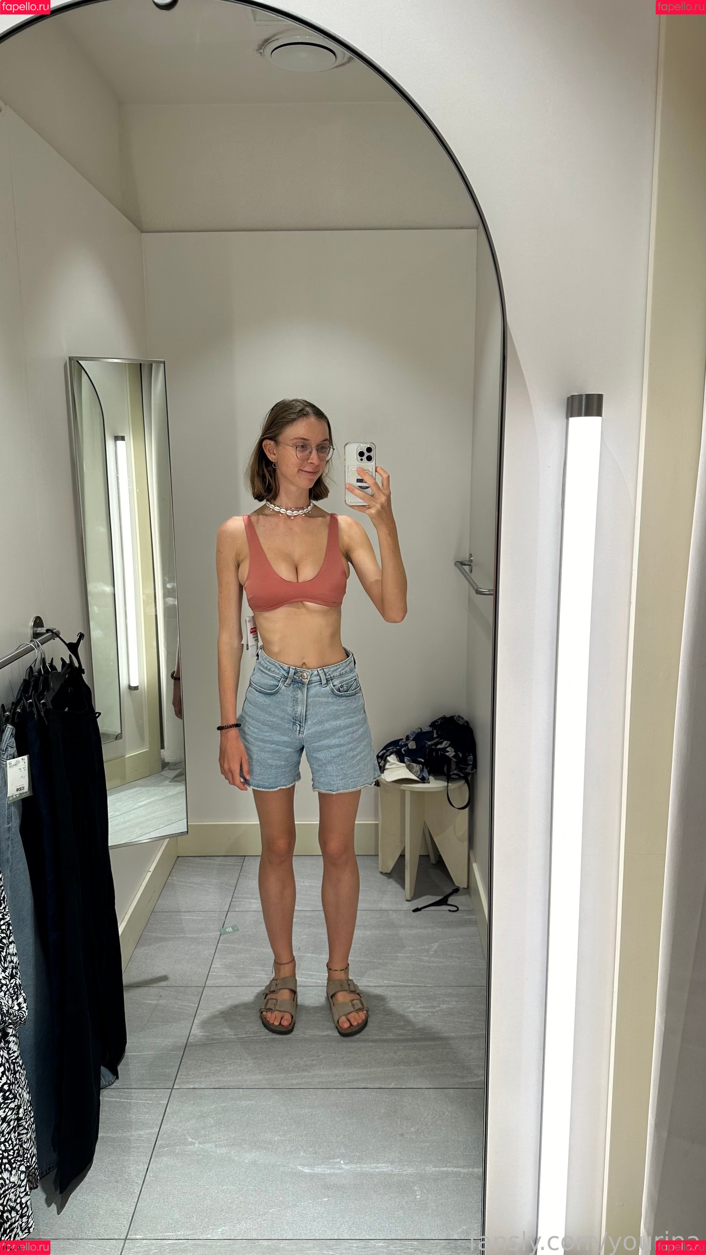 YouRina Onlyfans Photo Gallery 