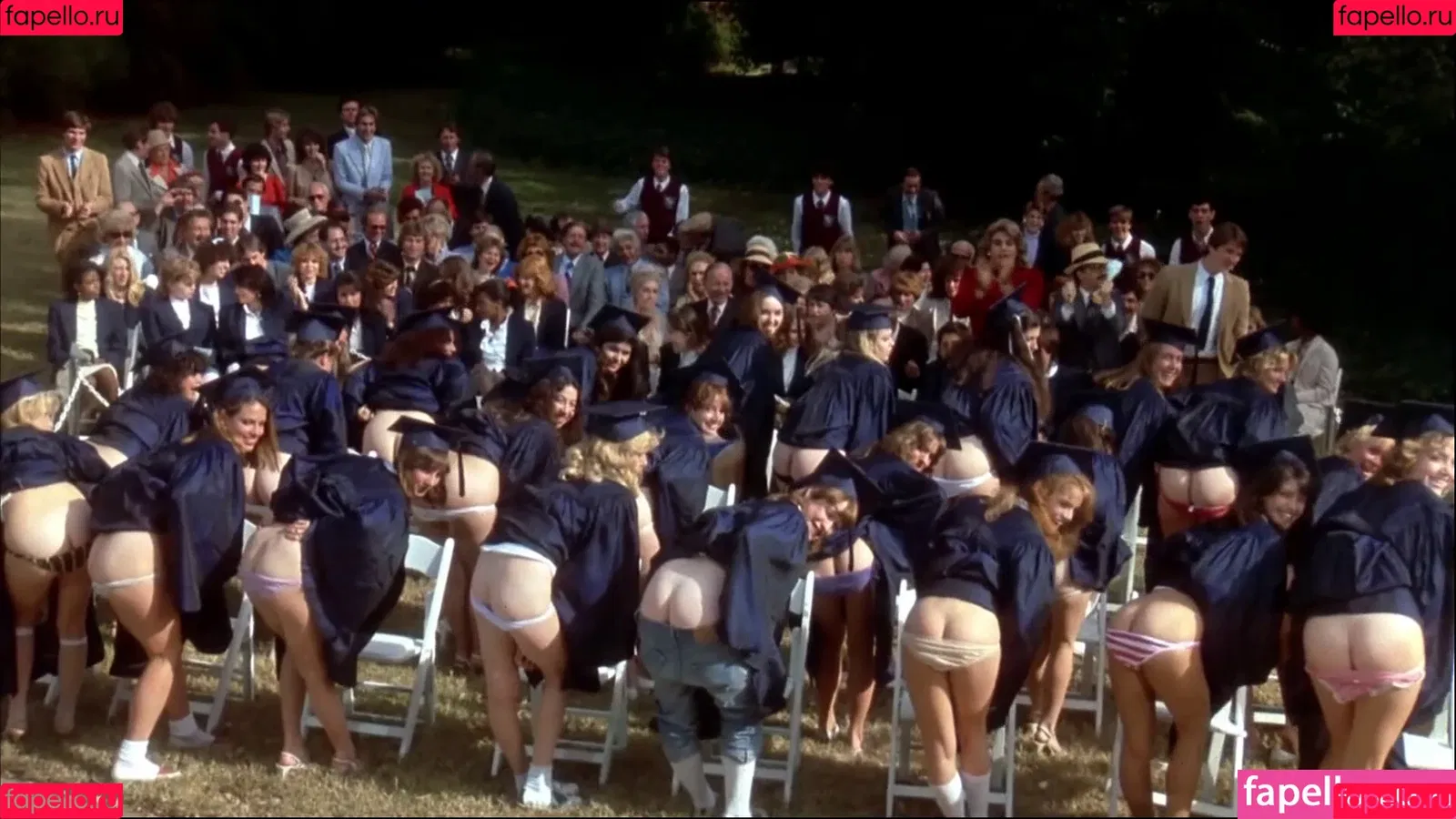 Phoebe Cates Onlyfans Photo Gallery 