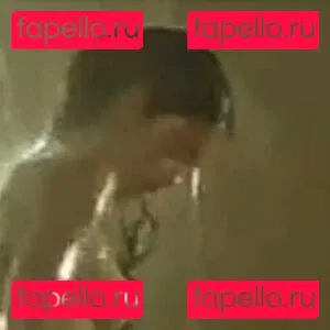 Phoebe Cates Onlyfans Photo Gallery 