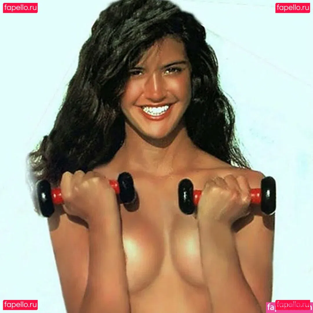 Phoebe Cates Onlyfans Photo Gallery 