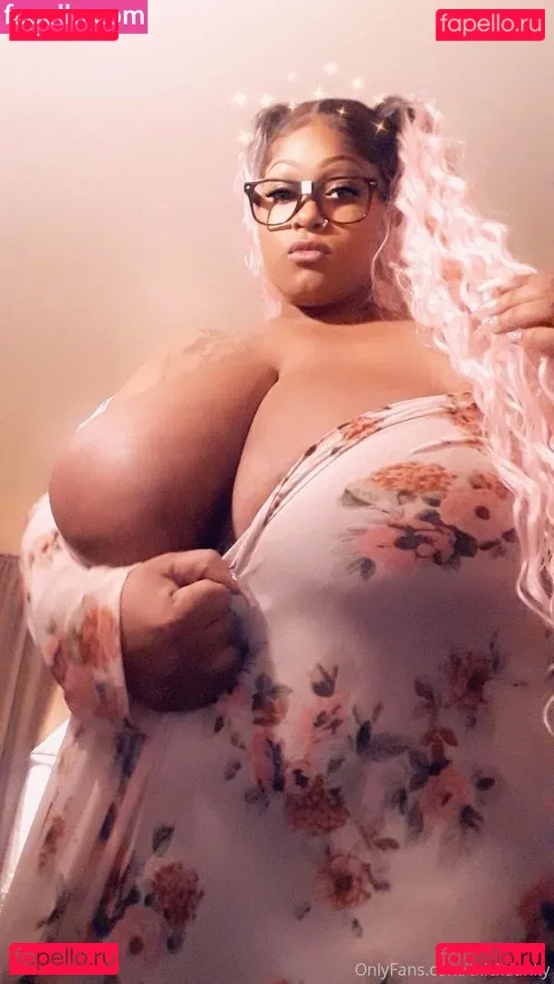 thickdanky Onlyfans Photo Gallery 
