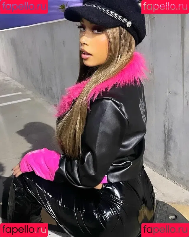 Thestarvasquez Onlyfans Photo Gallery 