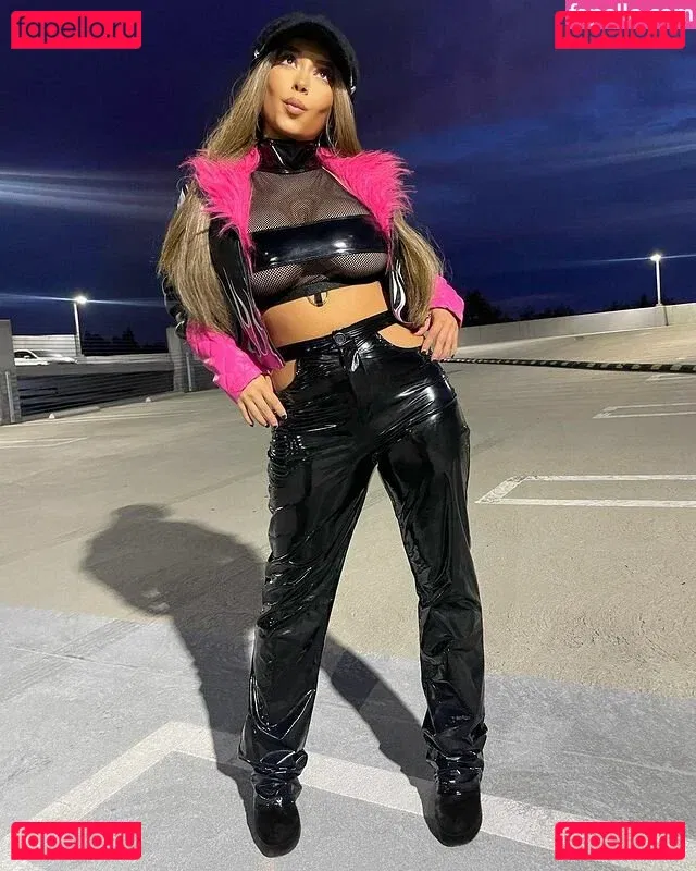 Thestarvasquez Onlyfans Photo Gallery 