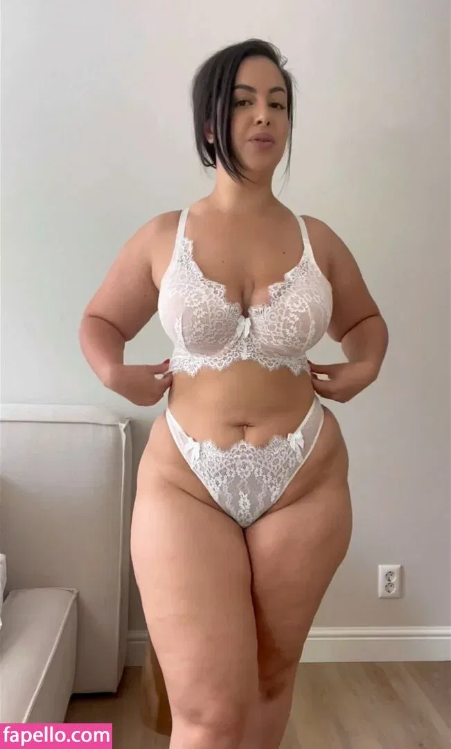 Moroccan Zina Onlyfans Photo Gallery 