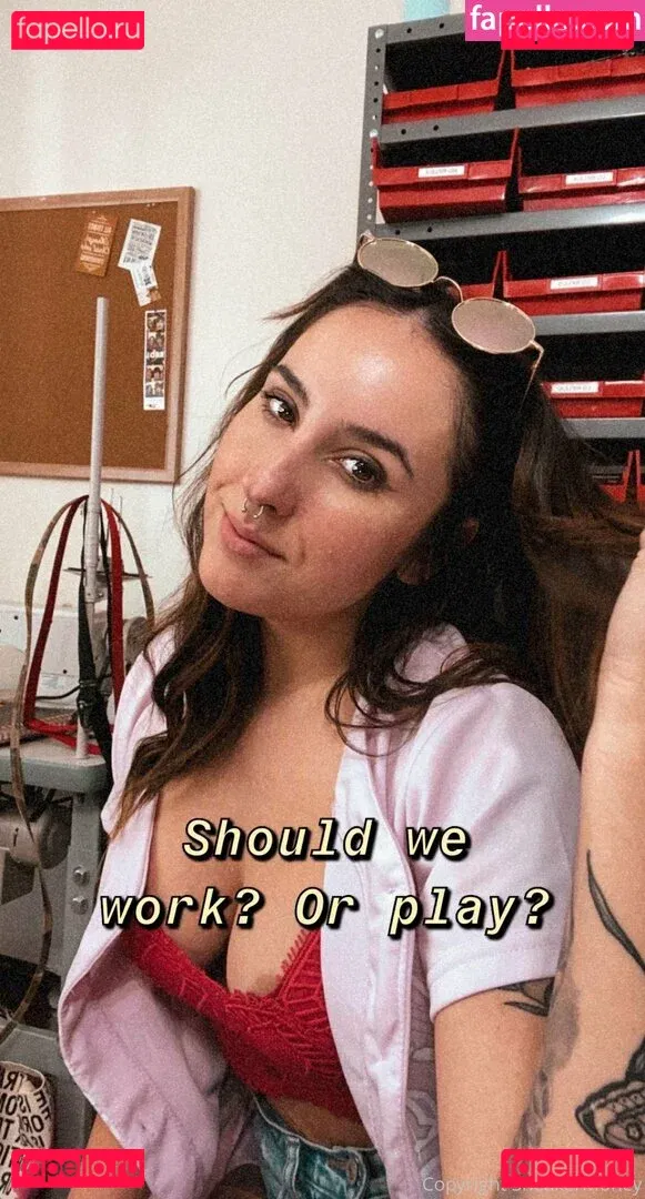 sneakermoney Onlyfans Photo Gallery 