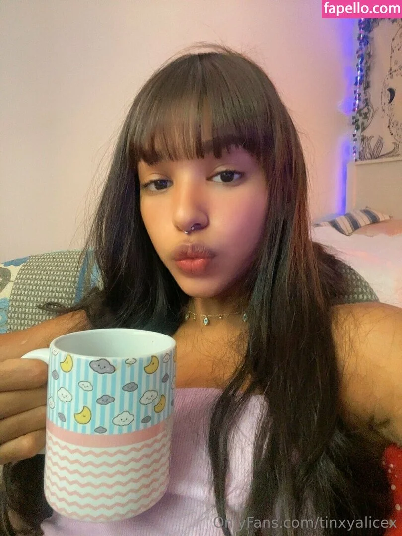 tinxyalicex Onlyfans Photo Gallery 