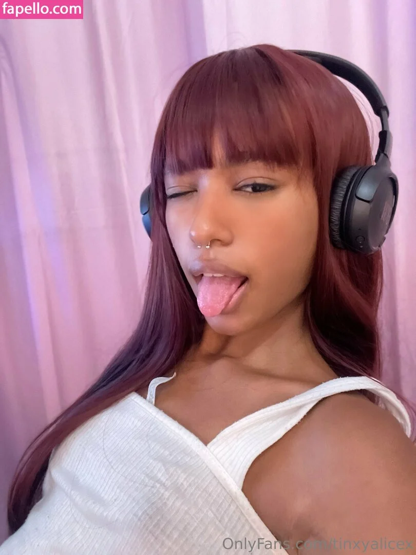 tinxyalicex Onlyfans Photo Gallery 