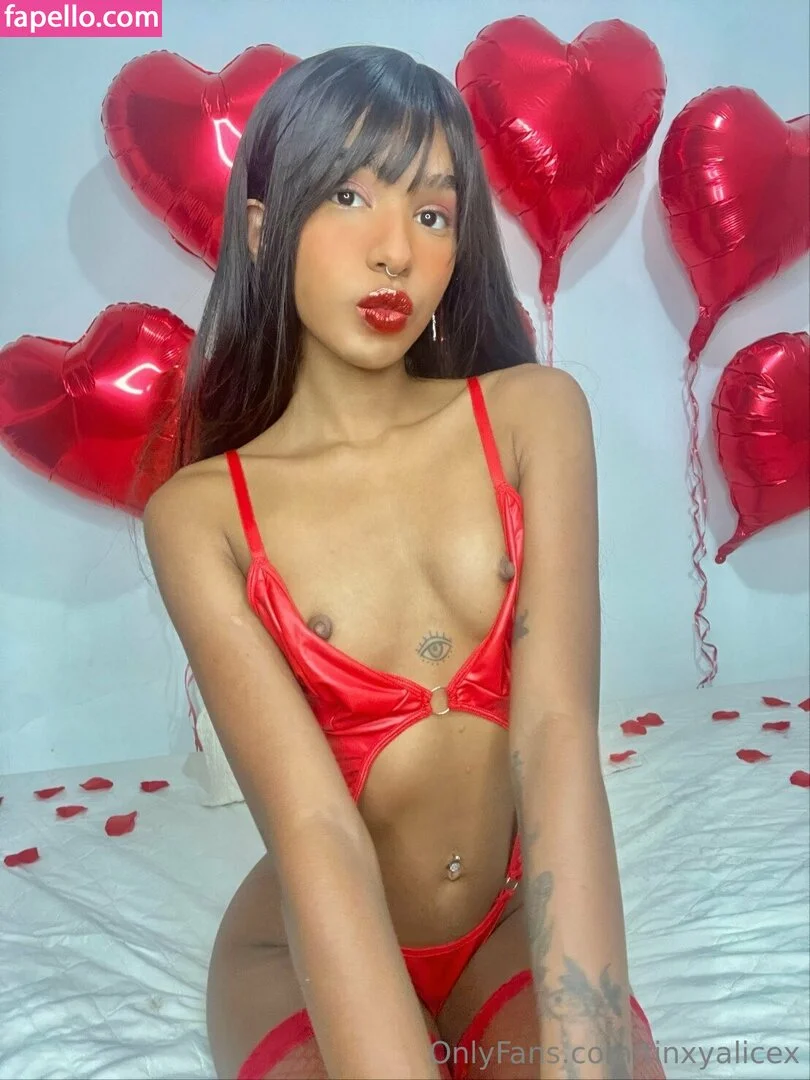 tinxyalicex Onlyfans Photo Gallery 