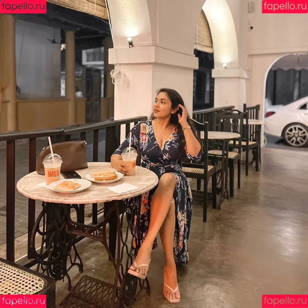 Nimesha Jayarathne Onlyfans Photo Gallery 