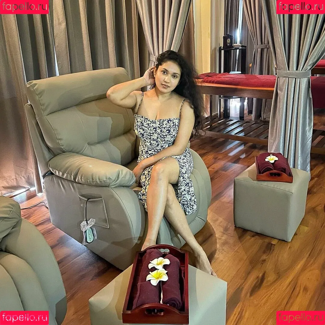 Nimesha Jayarathne Onlyfans Photo Gallery 