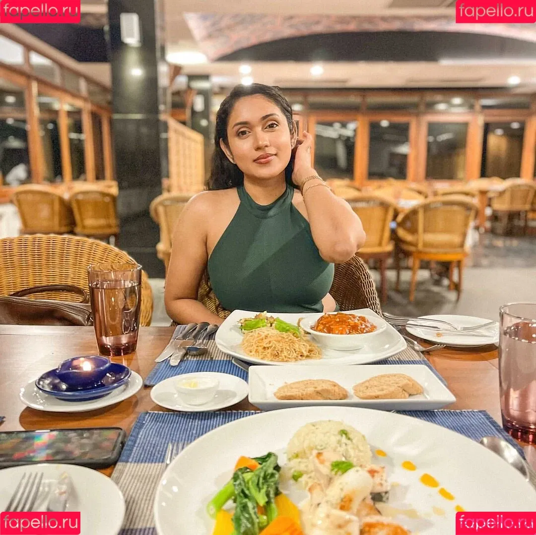 Nimesha Jayarathne Onlyfans Photo Gallery 