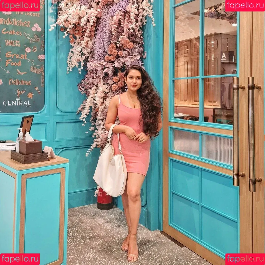 Nimesha Jayarathne Onlyfans Photo Gallery 