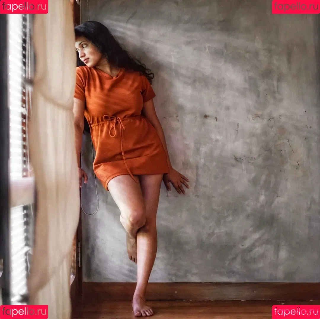 Nimesha Jayarathne Onlyfans Photo Gallery 