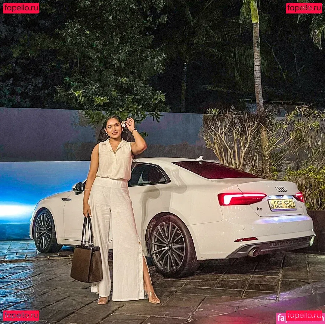 Nimesha Jayarathne Onlyfans Photo Gallery 