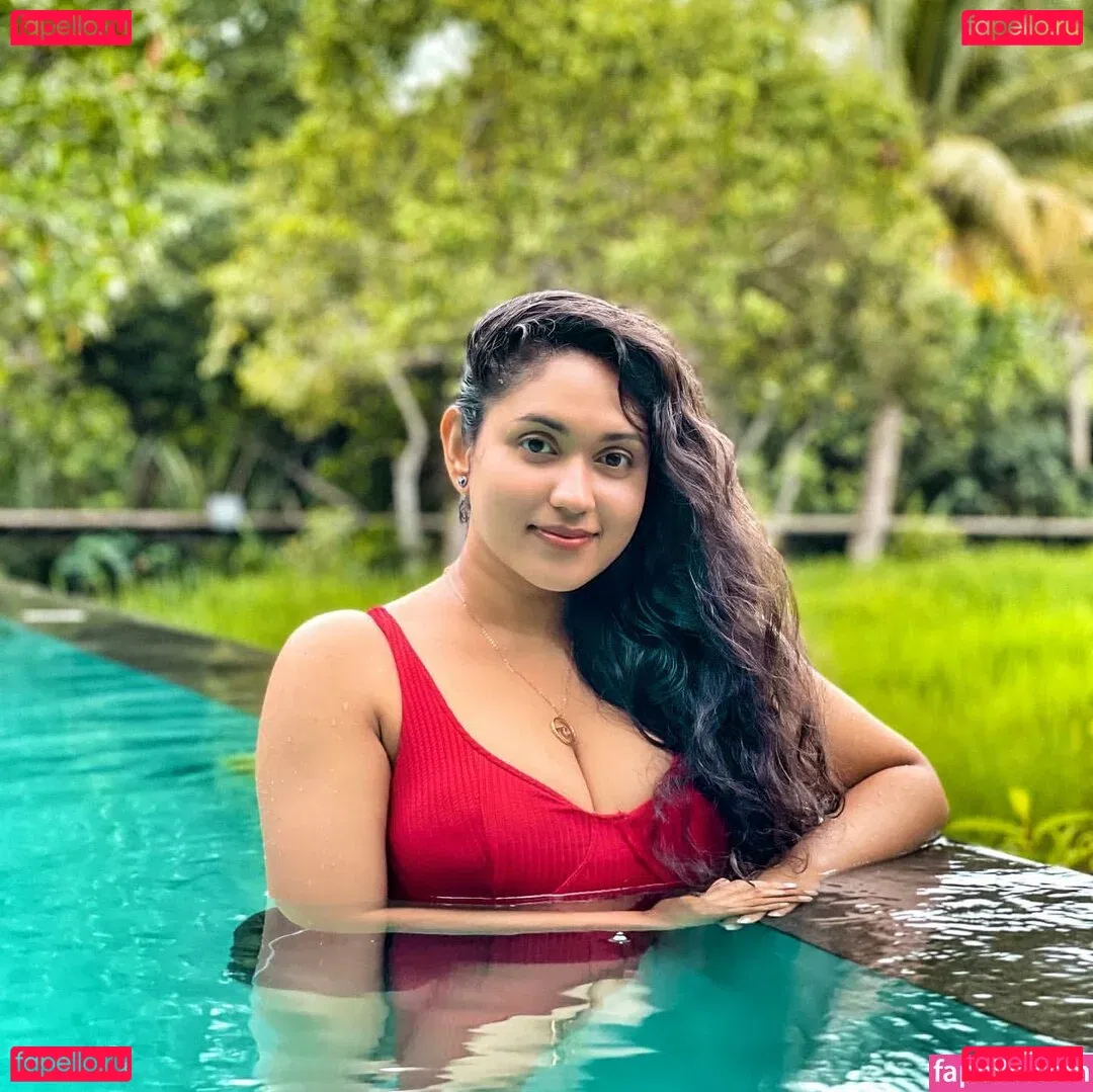 Nimesha Jayarathne Onlyfans Photo Gallery 