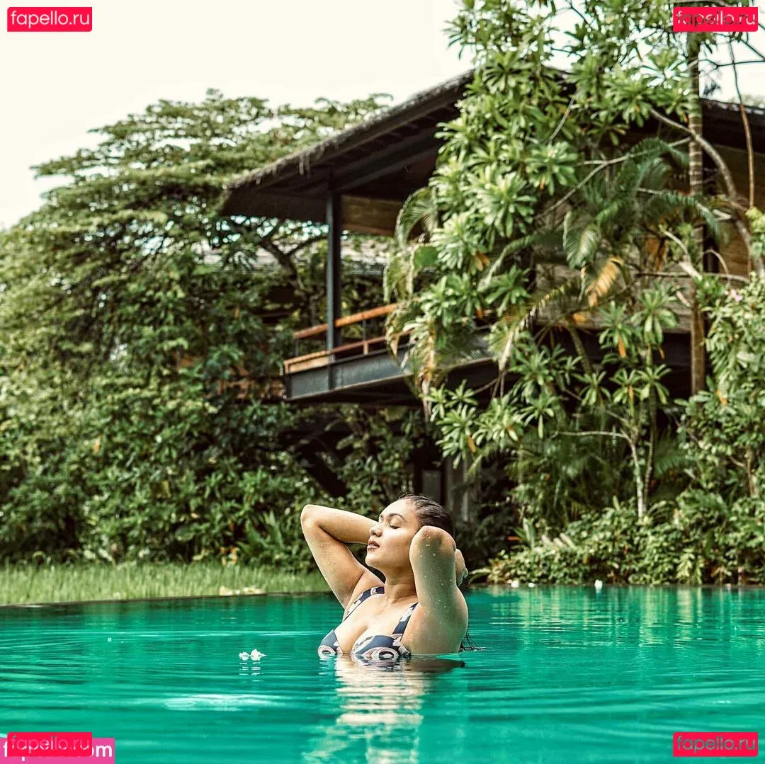 Nimesha Jayarathne Onlyfans Photo Gallery 