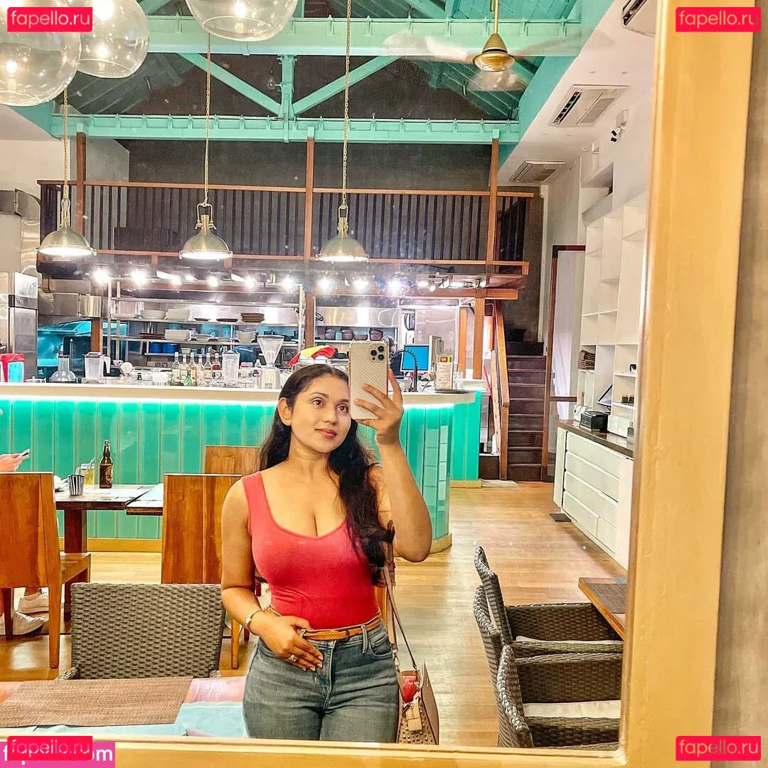 Nimesha Jayarathne Onlyfans Photo Gallery 