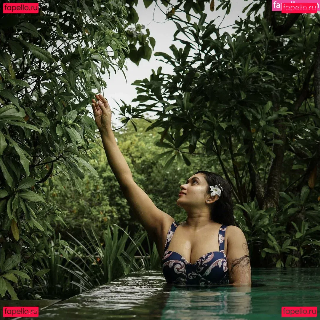 Nimesha Jayarathne Onlyfans Photo Gallery 