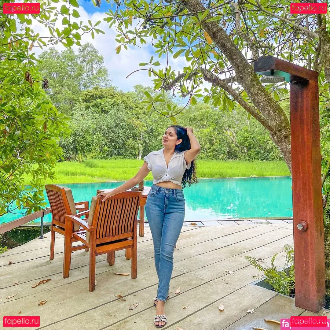 Nimesha Jayarathne Onlyfans Photo Gallery 