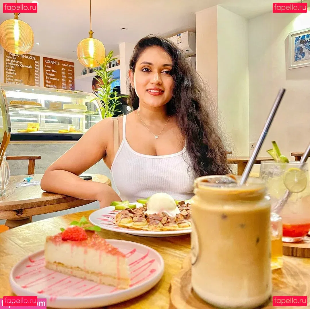 Nimesha Jayarathne Onlyfans Photo Gallery 