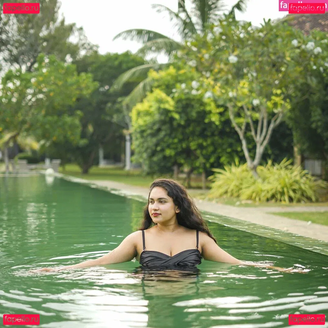 Nimesha Jayarathne Onlyfans Photo Gallery 