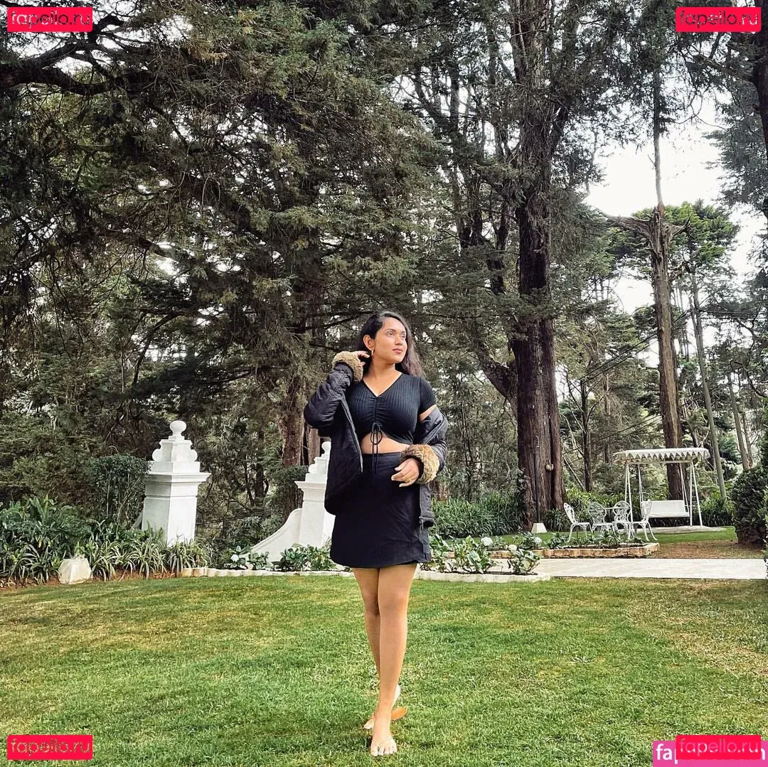 Nimesha Jayarathne Onlyfans Photo Gallery 