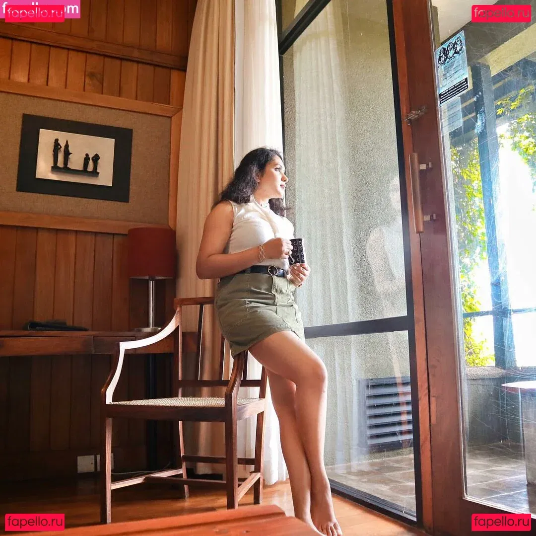 Nimesha Jayarathne Onlyfans Photo Gallery 