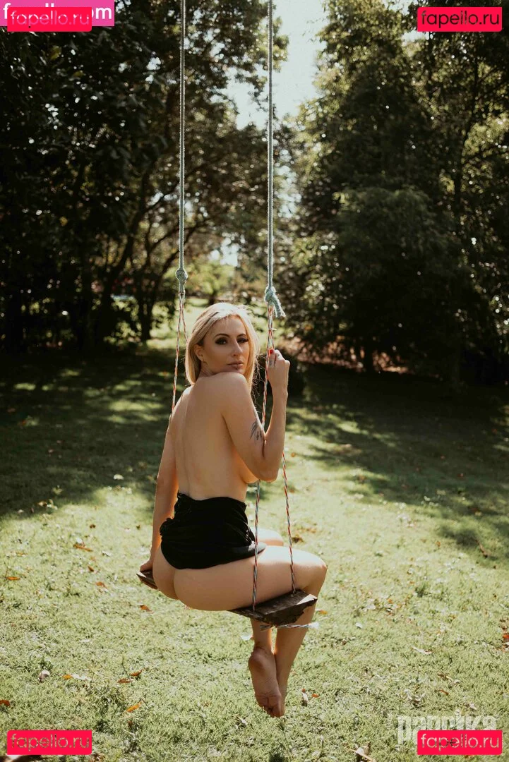 Gabi Marciglio Onlyfans Photo Gallery 