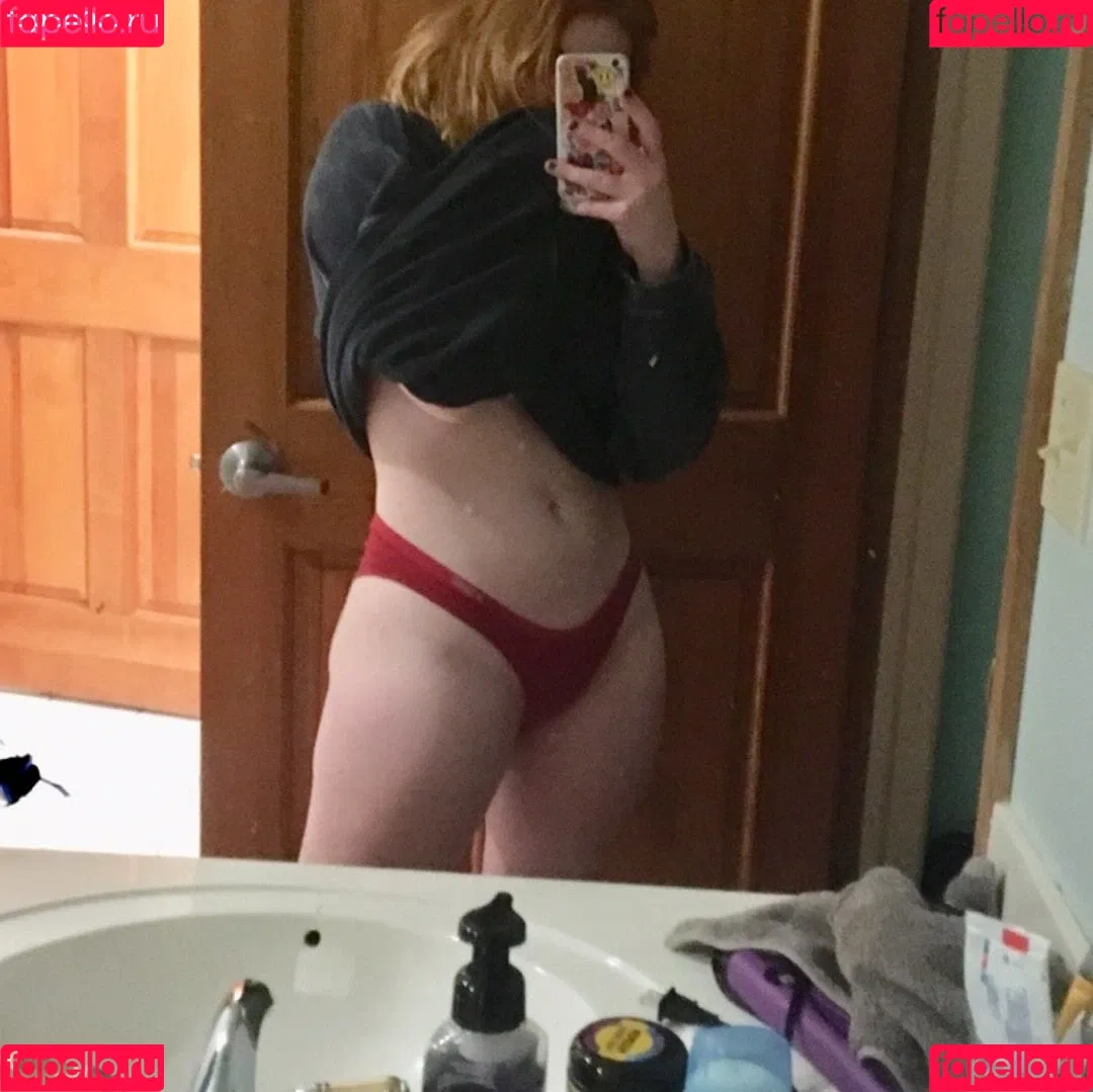Izzyisdying Onlyfans Photo Gallery 