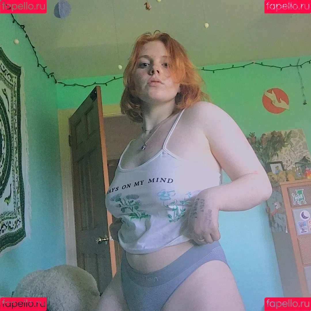Izzyisdying Onlyfans Photo Gallery 