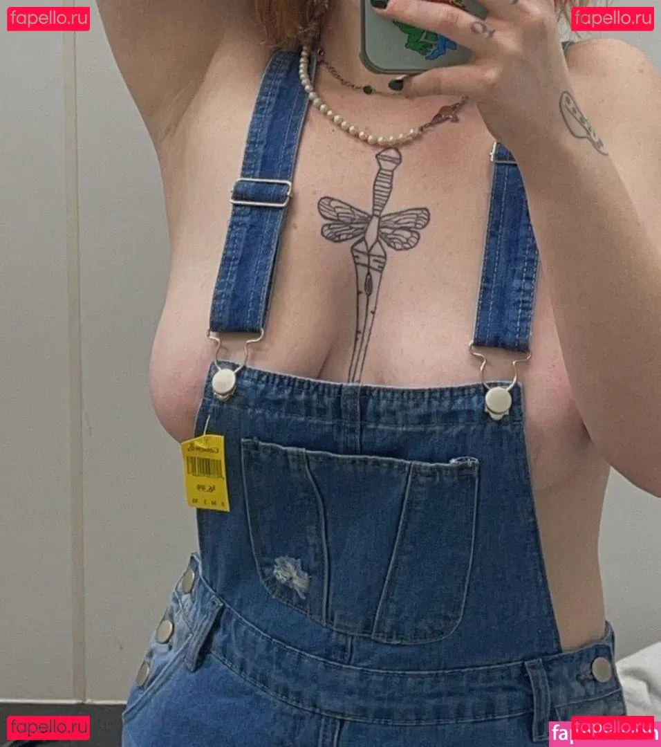 Izzyisdying Onlyfans Photo Gallery 