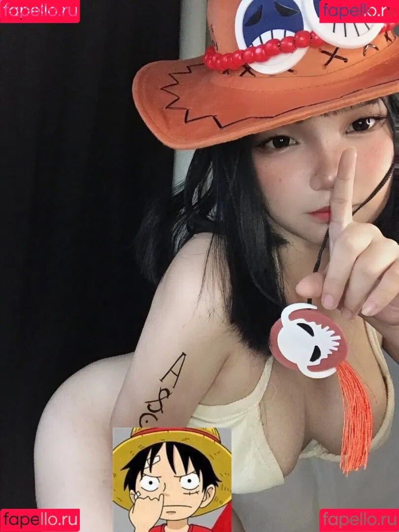 miraaamiku Onlyfans Photo Gallery 
