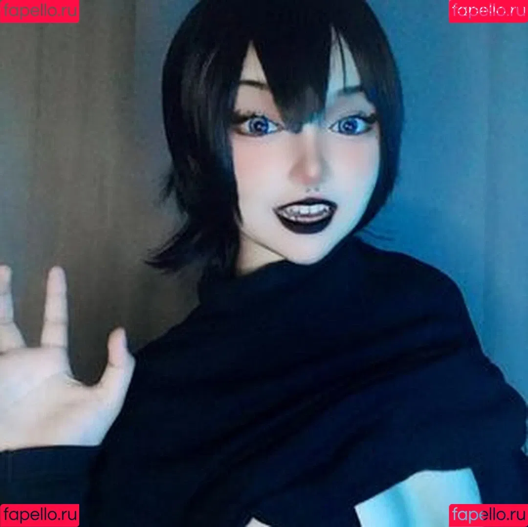 miraaamiku Onlyfans Photo Gallery 