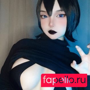 miraaamiku Onlyfans Photo Gallery 