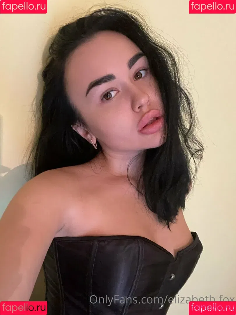 Elizabeth Fox Onlyfans Photo Gallery 