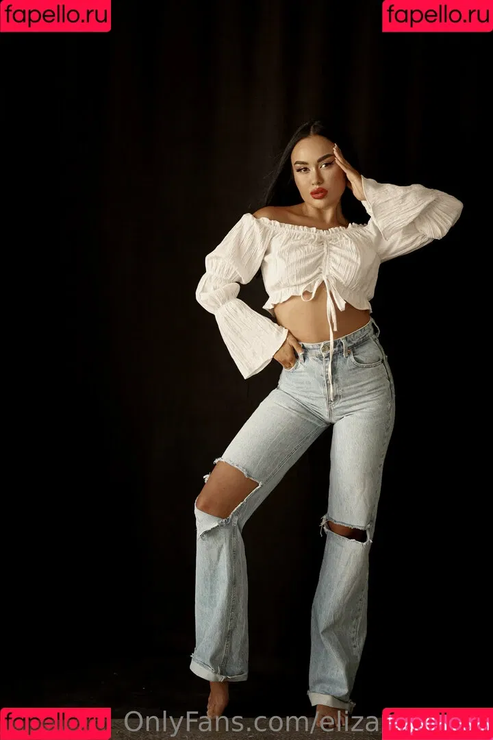Elizabeth Fox Onlyfans Photo Gallery 