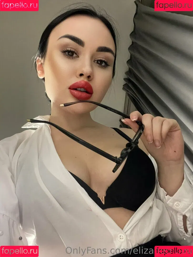 Elizabeth Fox Onlyfans Photo Gallery 