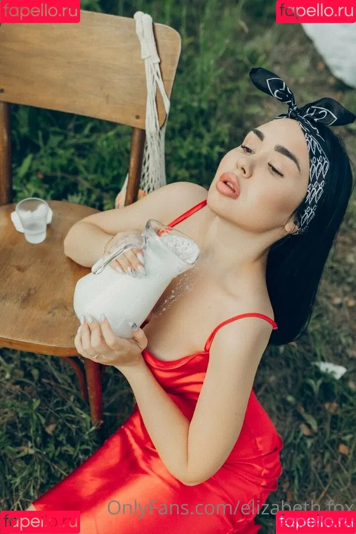 Elizabeth Fox Onlyfans Photo Gallery 