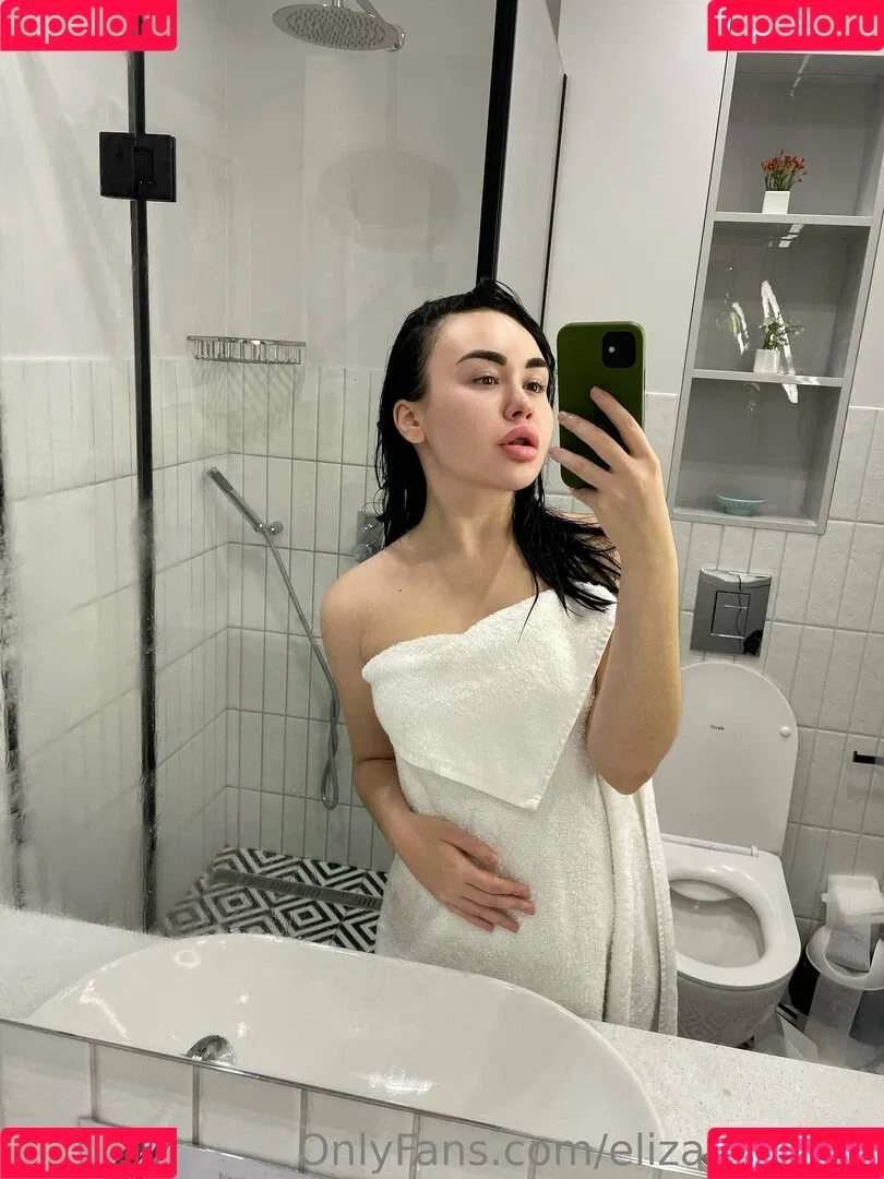 Elizabeth Fox Onlyfans Photo Gallery 