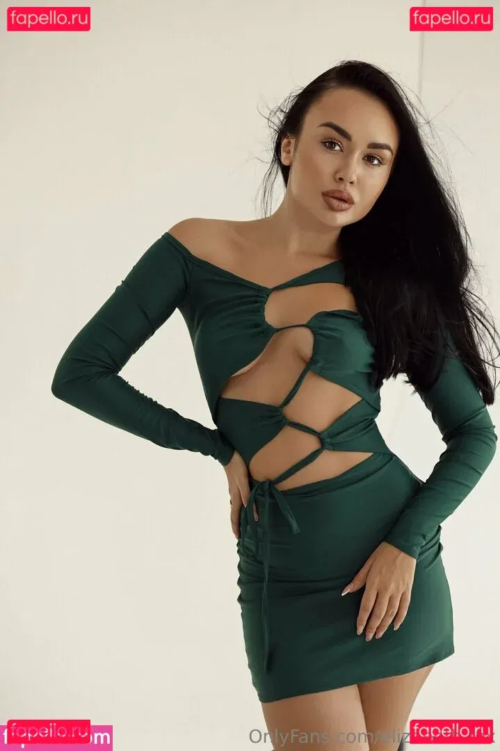 Elizabeth Fox Onlyfans Photo Gallery 