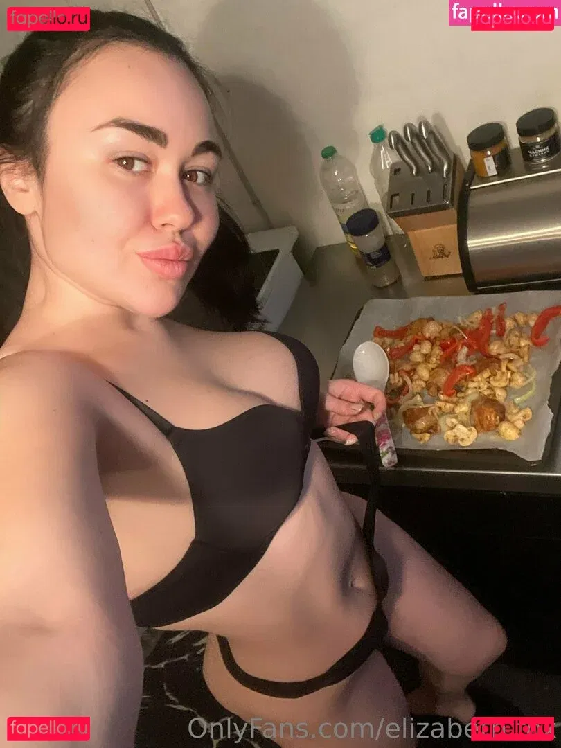 Elizabeth Fox Onlyfans Photo Gallery 