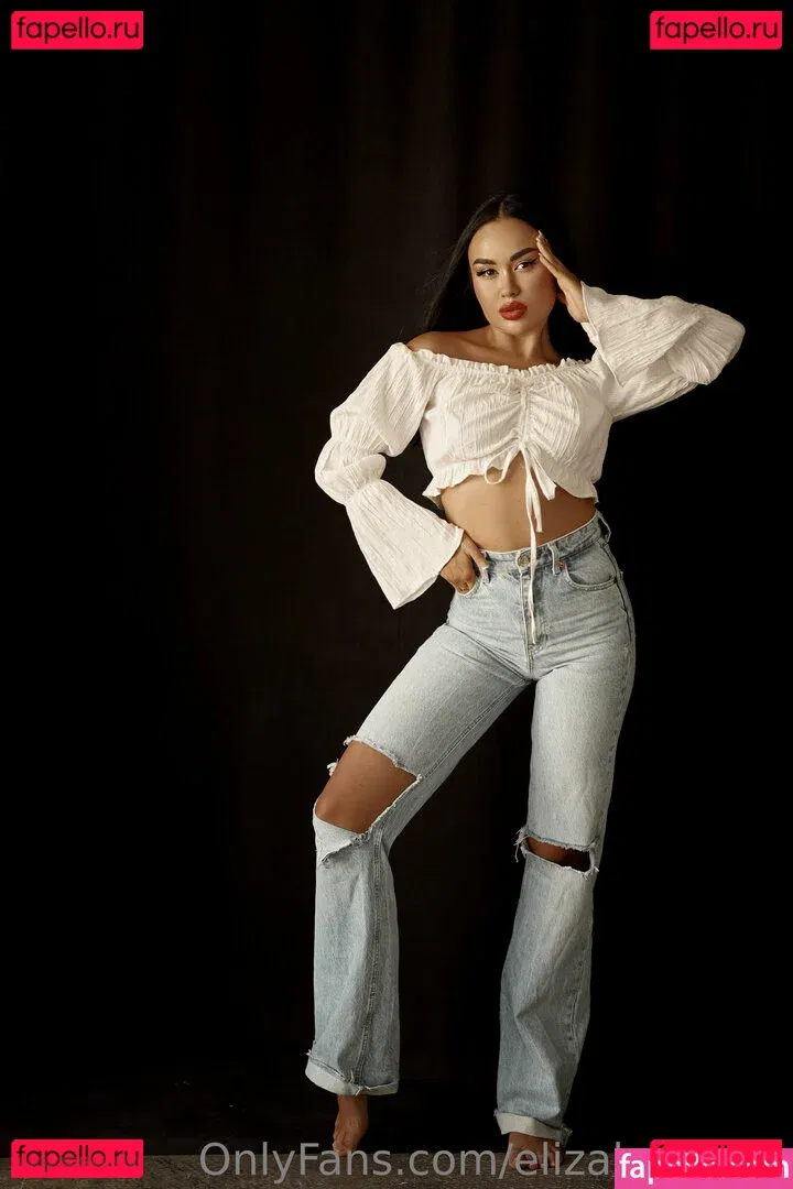 Elizabeth Fox Onlyfans Photo Gallery 