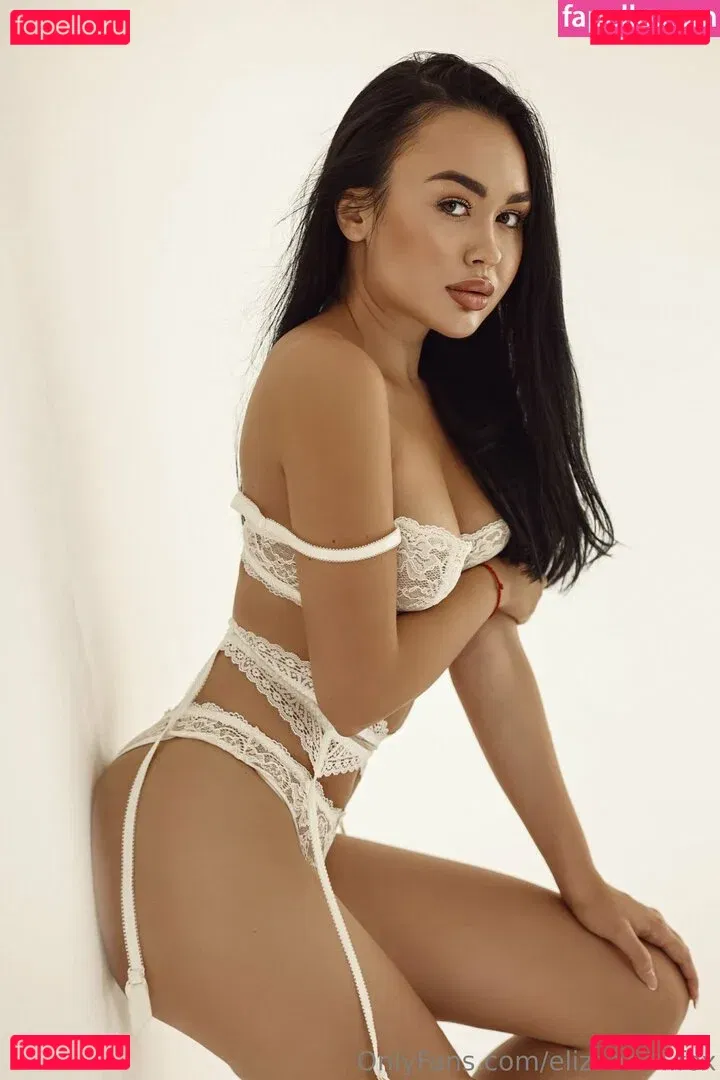 Elizabeth Fox Onlyfans Photo Gallery 