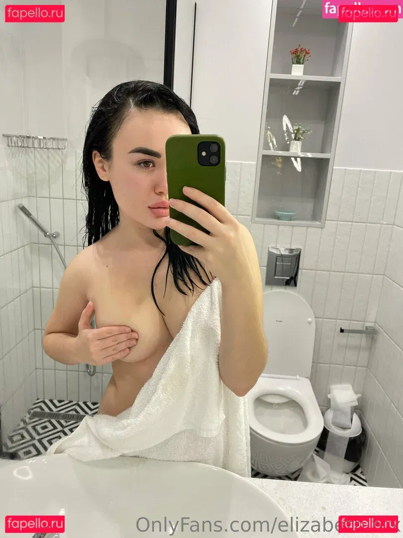 Elizabeth Fox Onlyfans Photo Gallery 